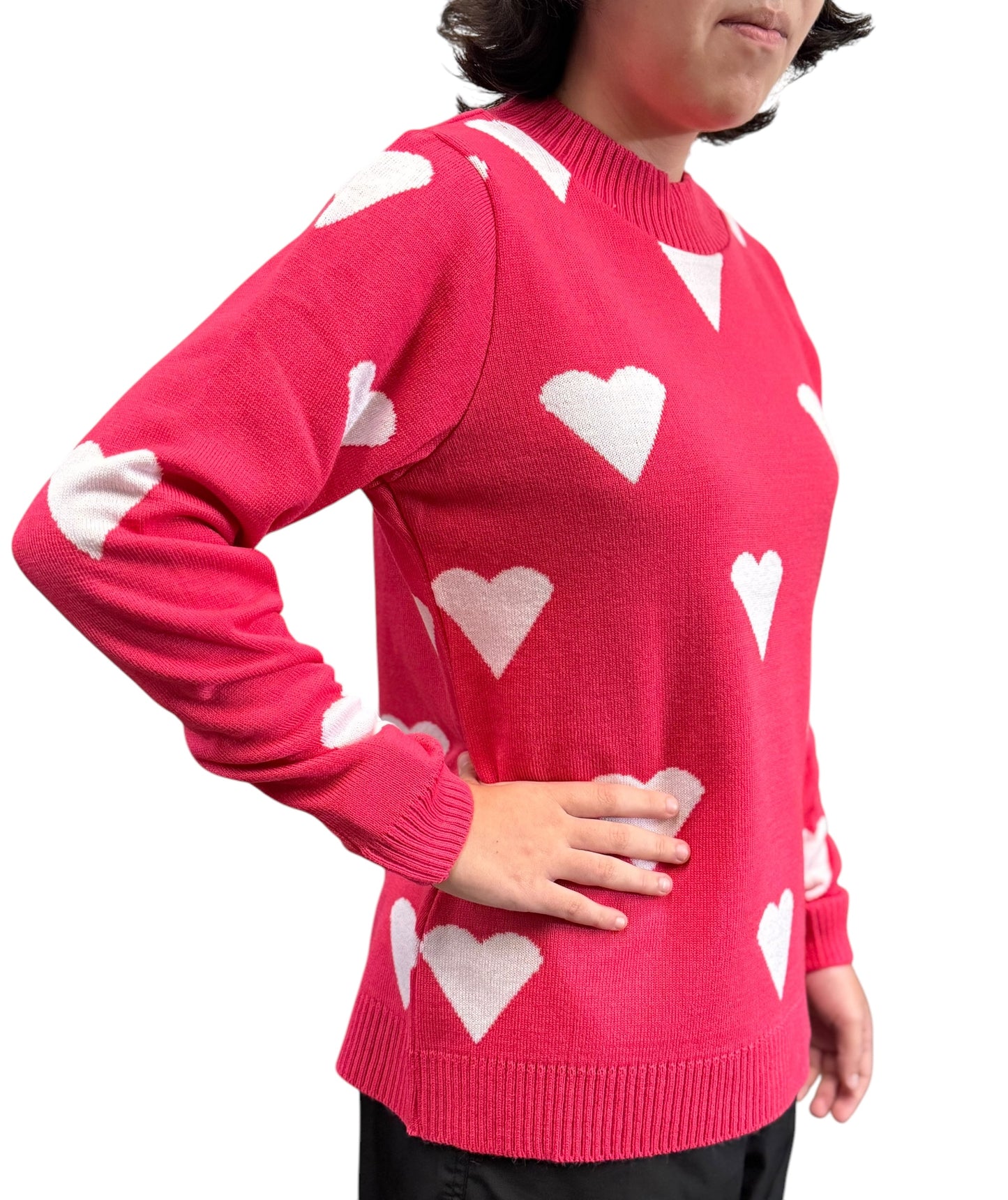 Sueter cuello redondo con corazones en contraste