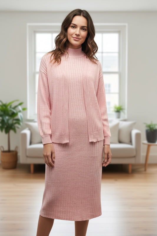 Vestido y Sueter en tejido acanalado.