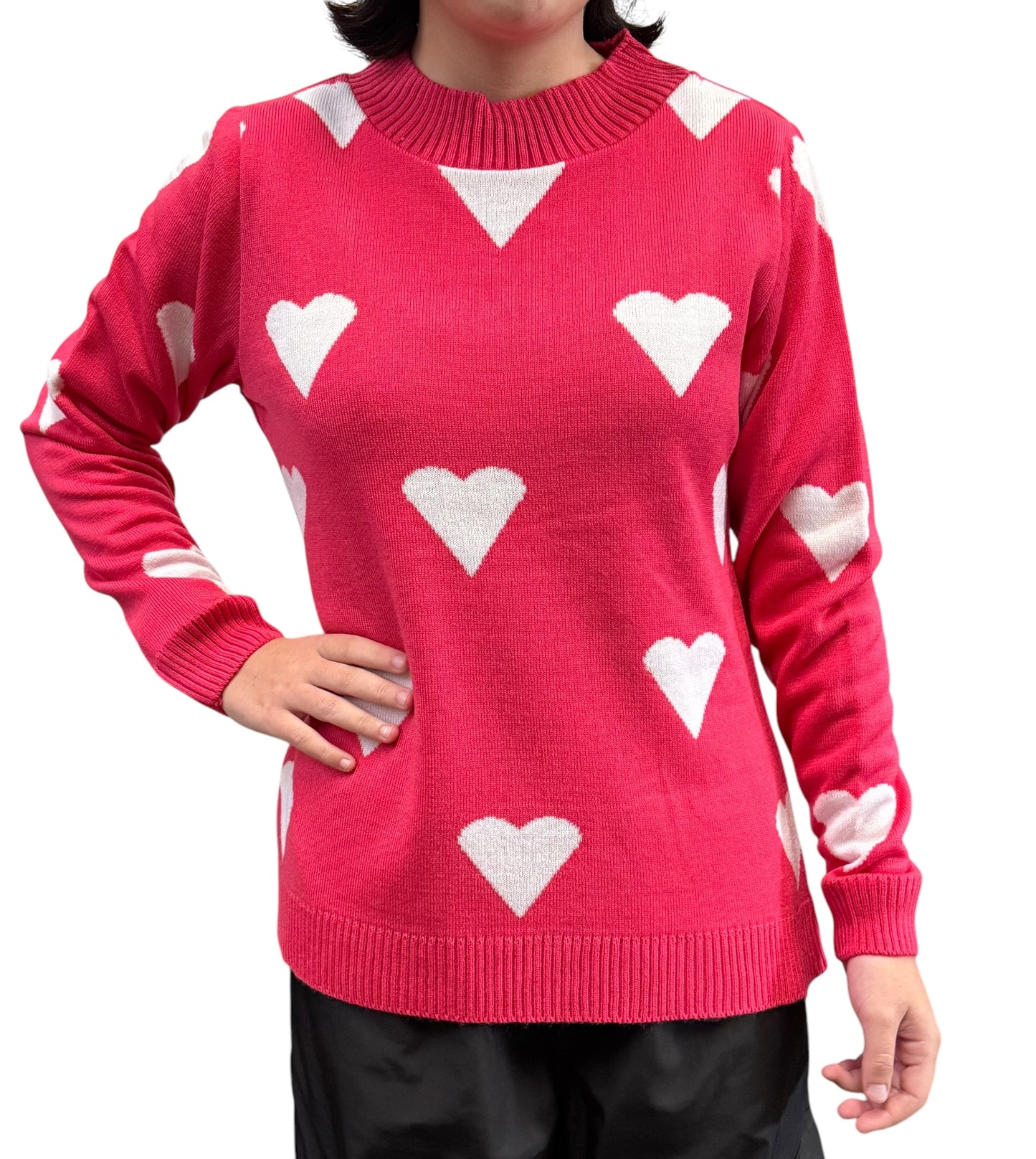Sueter cuello redondo con corazones en contraste