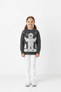 Ugly Sweater / Suéter Navideño  infantil con paisaje nevado y yeti al frente.